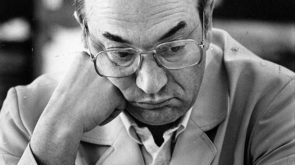«глубокоуважаемый леонид ильич! матч закончился нашей победой»