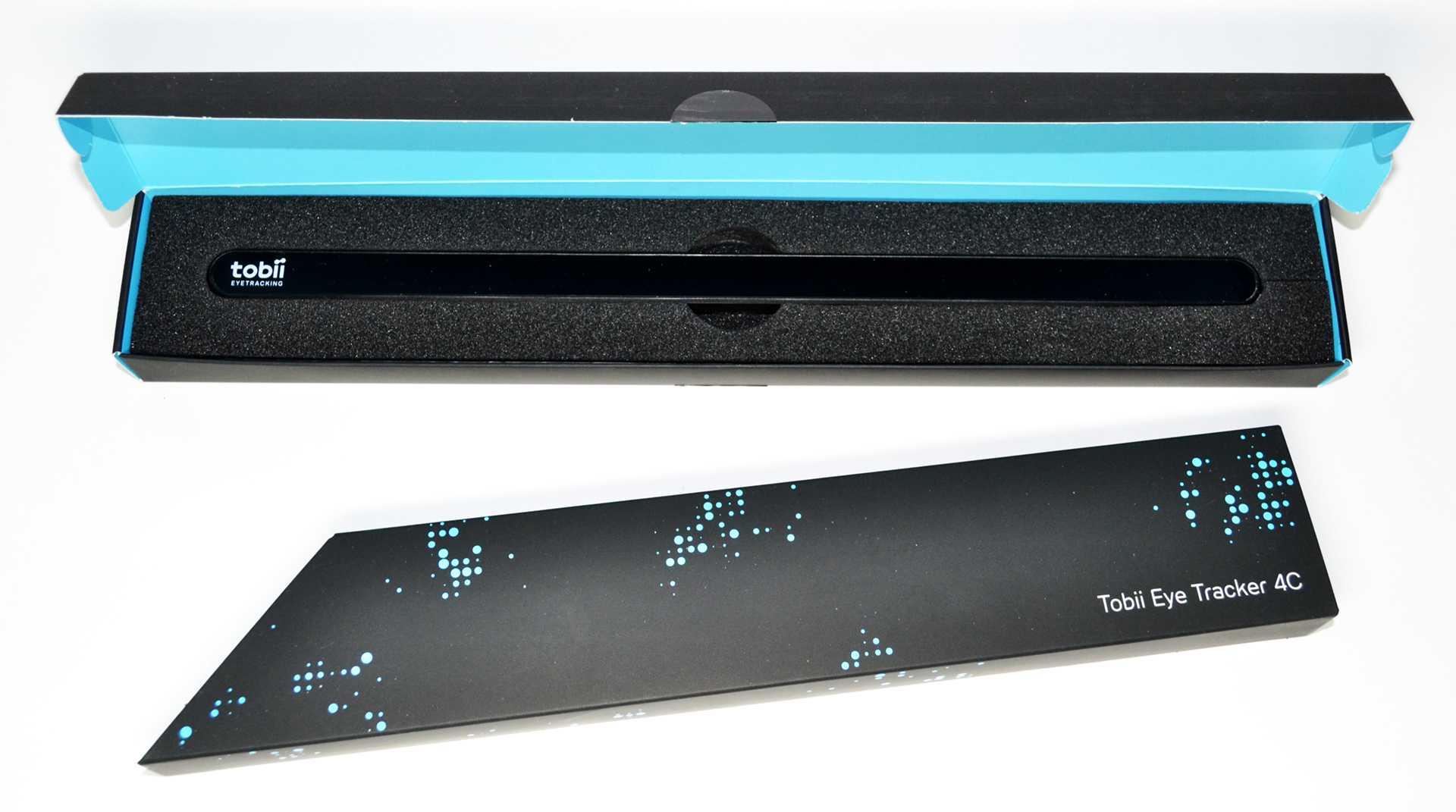 Tobii Eye Tracker 4C — это пришелец из будущего Этот девайс занимается тем, что отслеживает движения вашей головы и глаз, тем самым помогая вам управлять